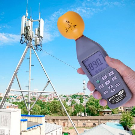 Измеритель уровня электромагнитного излучения МЕГЕОН 07800 купить по низкой цене | МАКСПРОФИТ