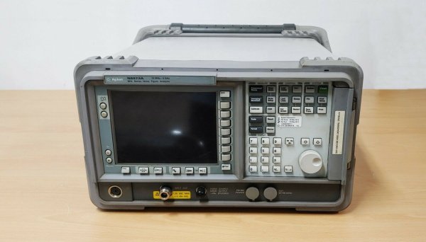 Анализатор коэффициента шума Agilent N8973A (демонстрационный) купить по низкой цене | МАКСПРОФИТ